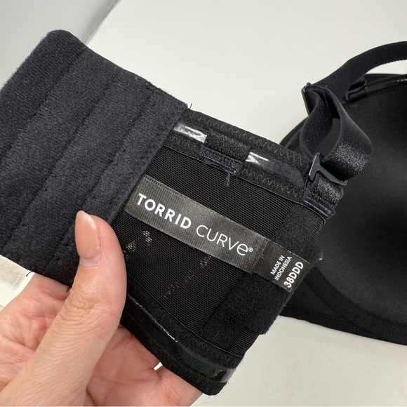 Torrid Black Lace Bombshell Everyday Strapless Push-Up Bra 38DDD - Picture 8 of 14